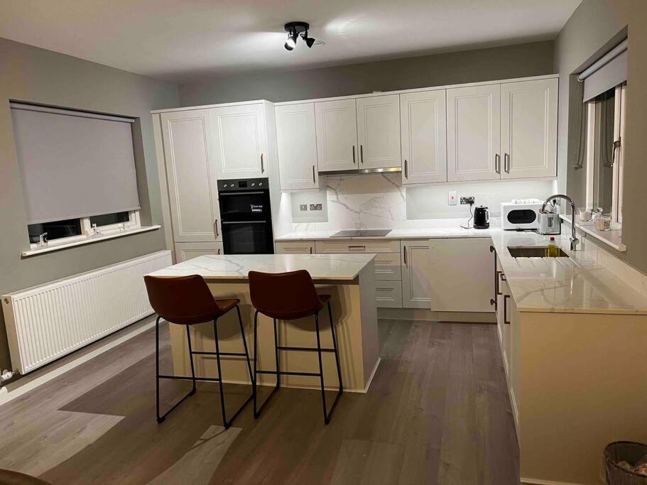 3 Bed Rooms Vip Family House دبلن المظهر الخارجي الصورة