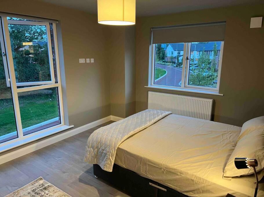 3 Bed Rooms Vip Family House دبلن المظهر الخارجي الصورة